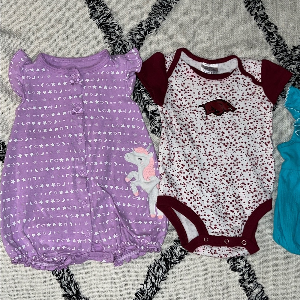 Three 3-6M Baby Shoes & Rompers Rivalry Threads Razorbacks Carters Wonder Nation - Picture 2 of 7